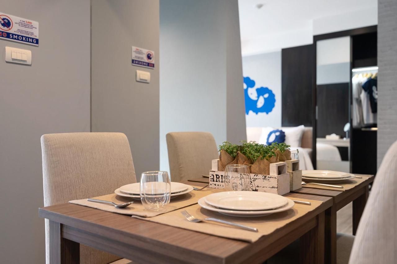 Kokotel Bangkok Dheva Thonglor Exteriör bild